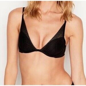 Victoria’s Secret Incredible Lightly Lined Padded Plunge Bra Lace Black 34D